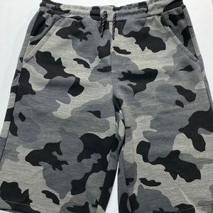 NWT Urban Pipeline Boy’s XL 18/20 Camo SuperSoft Short